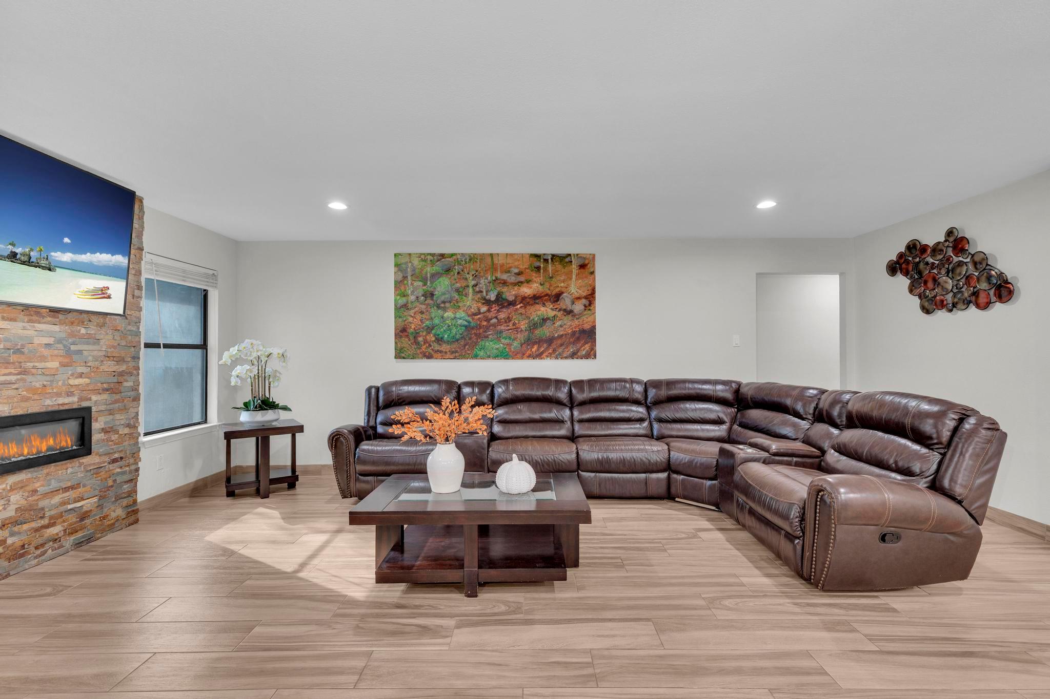 1311 Dove Haven DR