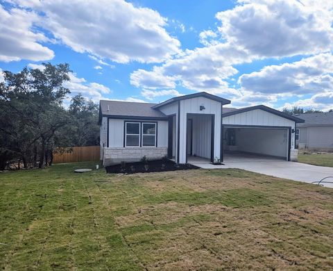 Photo of 21109 Santa Paula Ave, Lago Vista, TX 78645 (MLS # 7331738) Photo of 21109 Santa Paula Ave, Lago Vista, TX 78645 (MLS # 7331738)