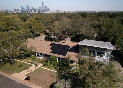 Photo of 1706 Windoak DR, Austin, TX 78741 (MLS # 7365493)