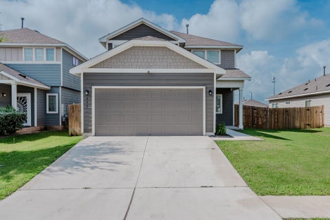 Photo of 237 Driftwood LN, Bastrop, TX 78602 (MLS # 6613588)