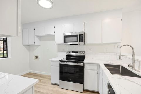 Tiny photo for 7122 Wood Hollow DR #29, Austin, TX 78731 (MLS # 6641212)