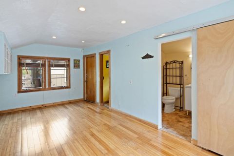 listing image 36