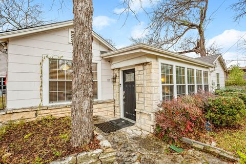 Tiny photo for 1406 Summit ST, Austin, TX 78741 (MLS # 6246192)