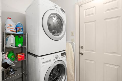 Tiny photo for 1406 Summit ST, Austin, TX 78741 (MLS # 6246192)