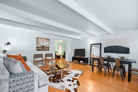 Photo of 1406 Summit ST, Austin, TX 78741 (MLS # 6246192)