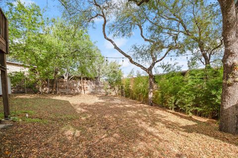 Tiny photo for 1406 Summit ST, Austin, TX 78741 (MLS # 6246192)