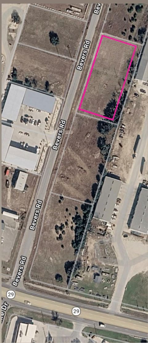 118 Bevers RD Liberty Hill TX 78642