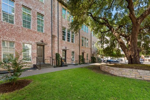 Photo of 1301 Town Creek DR #2, Austin, TX 78741 (MLS # 2445025)