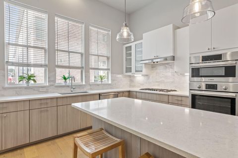 Tiny photo for 1301 Town Creek DR #2, Austin, TX 78741 (MLS # 2445025)
