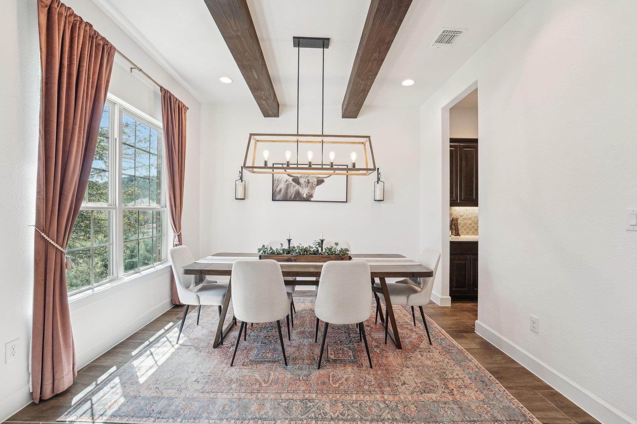 6012 Empresa DR