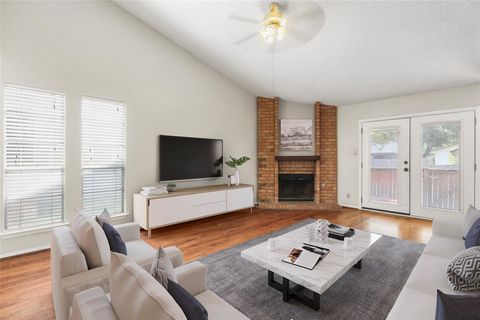 Photo of 1413 W Braker LN #A, Austin, TX 78758 (MLS # 5265866) Photo of 1413 W Braker LN #A, Austin, TX 78758 (MLS # 5265866)