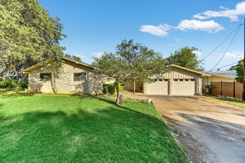 Photo of 1984 Hilltop DR, Wimberley, TX 78676 (MLS # 9461056)
