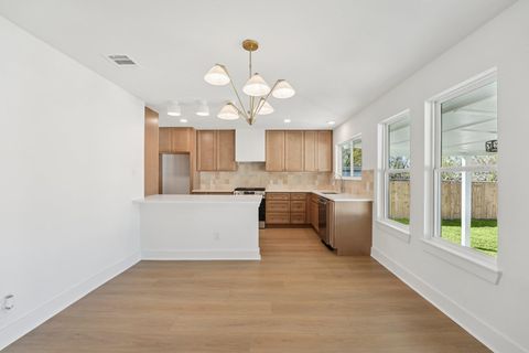 Tiny photo for 13202 Lamplight Village Ave, Austin, TX 78727 (MLS # 1207754)