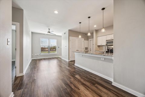 Photo of 1201 Grove BLVD #1801, Austin, TX 78741 (MLS # 6755477)
