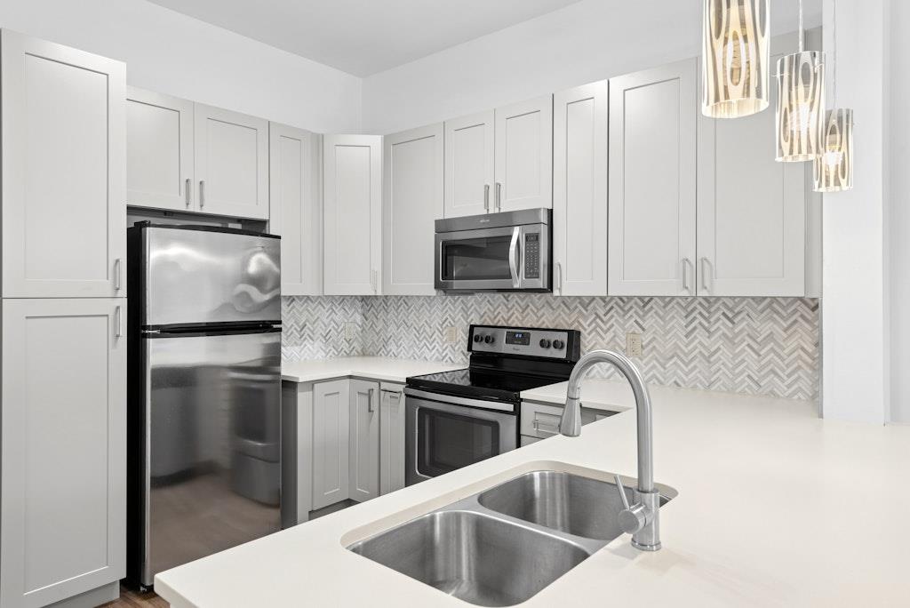 1900 Barton Springs RD 2021