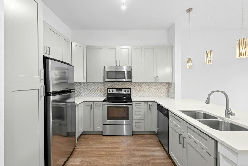 1900 Barton Springs RD 2021
