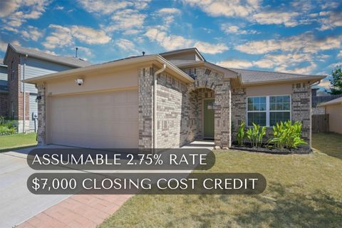 Photo of 6701 Janes Ranch RD, Austin, TX 78744 (MLS # 3319789)