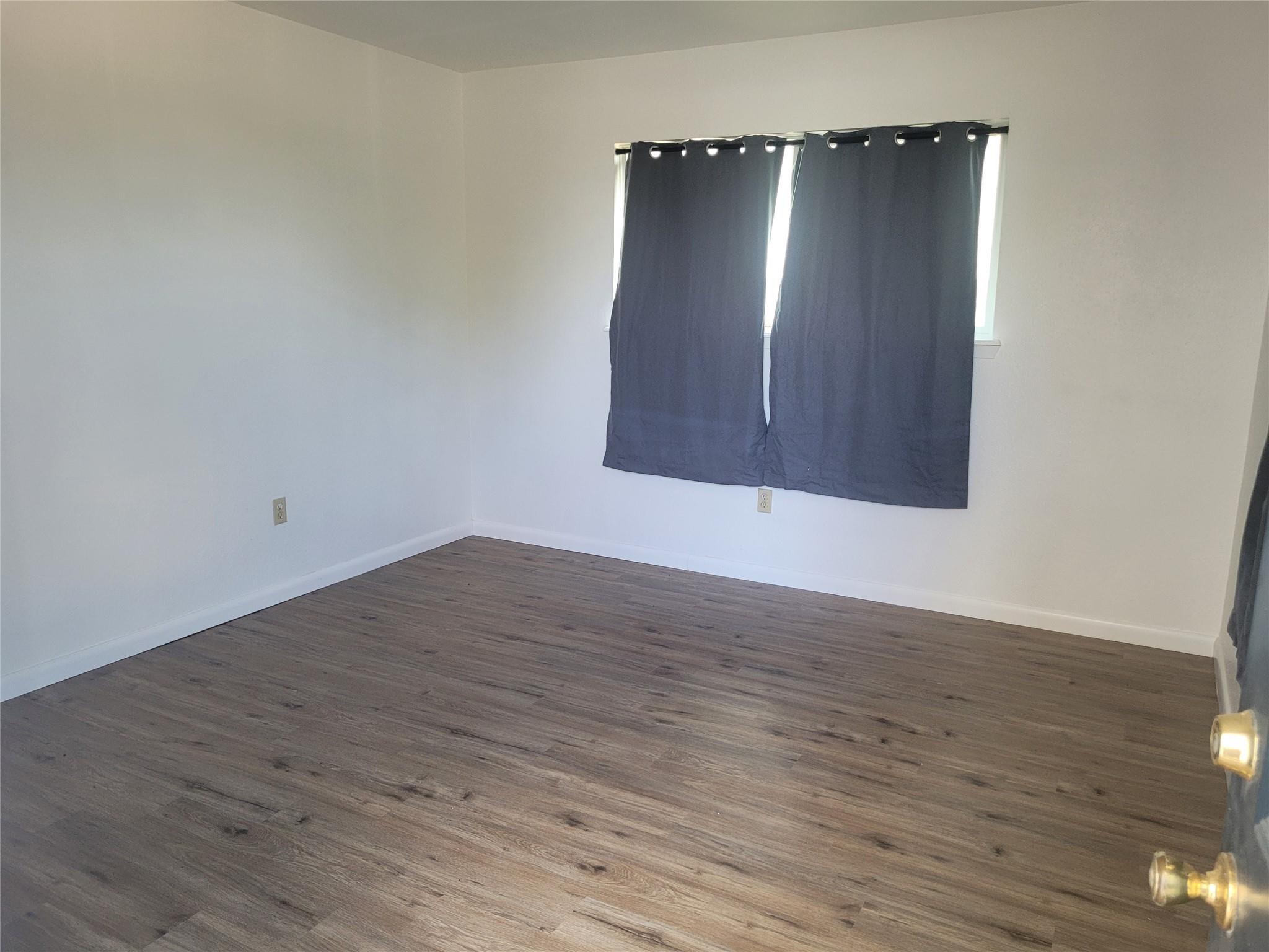 205 2nd Ave 1 & 2