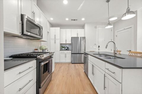 Tiny photo for 2733 Dulce LN #602, Austin, TX 78704 (MLS # 7247117)