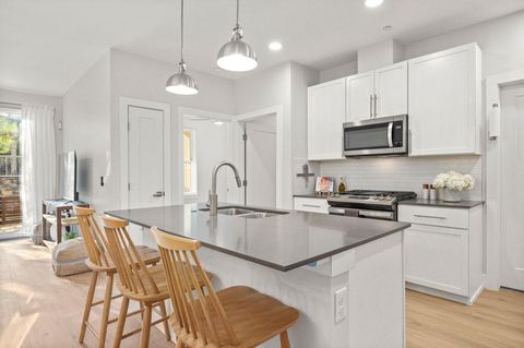 Tiny photo for 2733 Dulce LN #602, Austin, TX 78704 (MLS # 7247117)