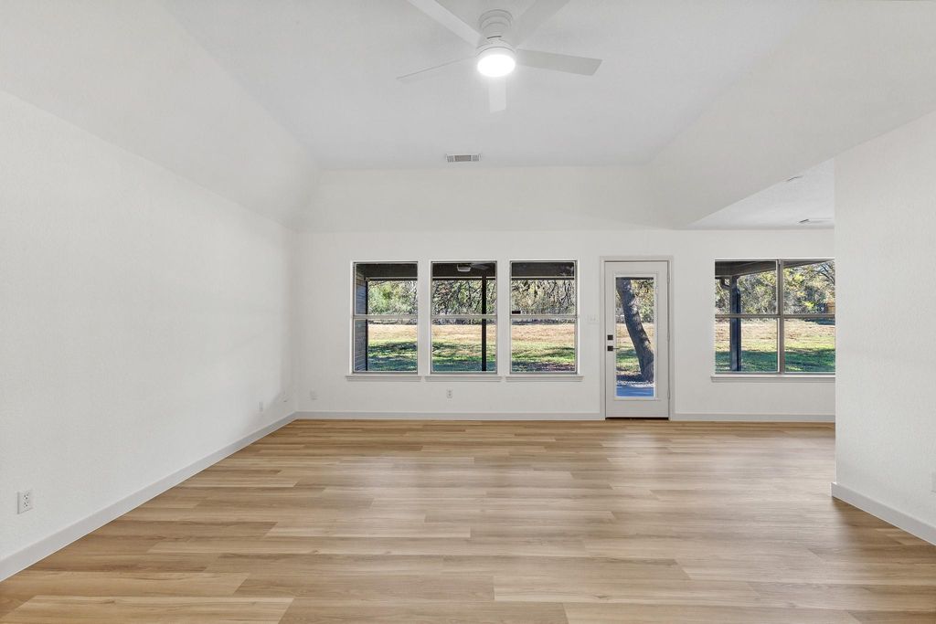 Photo of 520 HUNTER RIDGE RD, San Marcos, TX 78666 (MLS # 1726235)