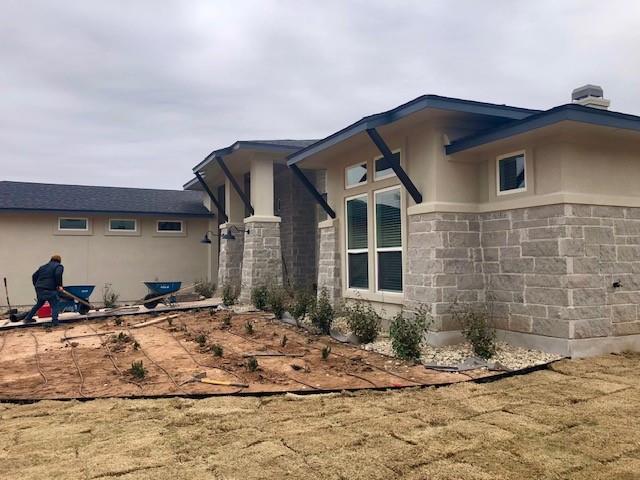 629 Prairie Clover DR