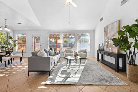 Photo of 188 Rock Vista RUN, Austin, TX 78737 (MLS # 4468625)