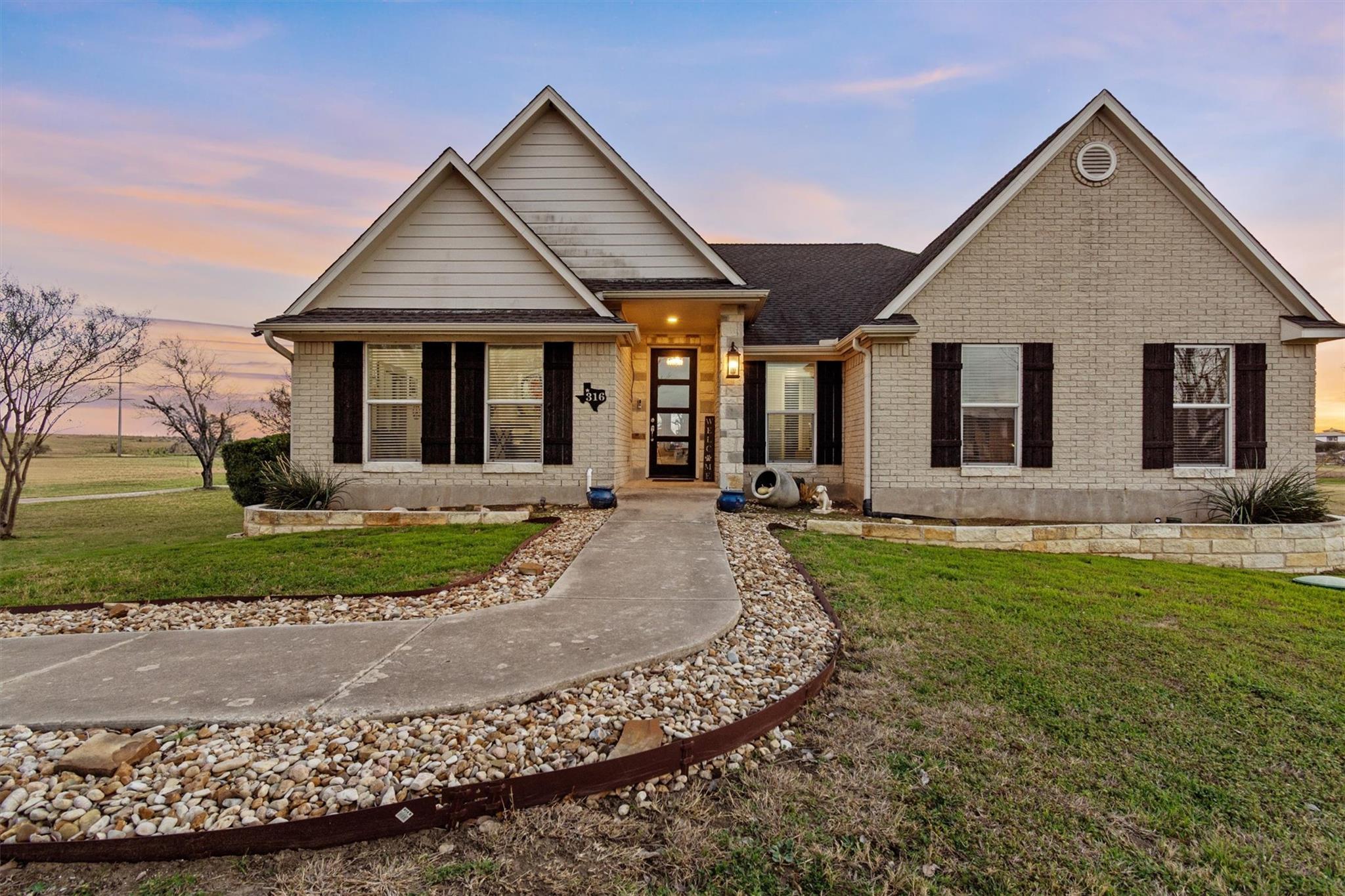 316 Brushy Creek TRL