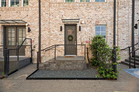 1411 Town Creek DR 5 Austin TX 78741
