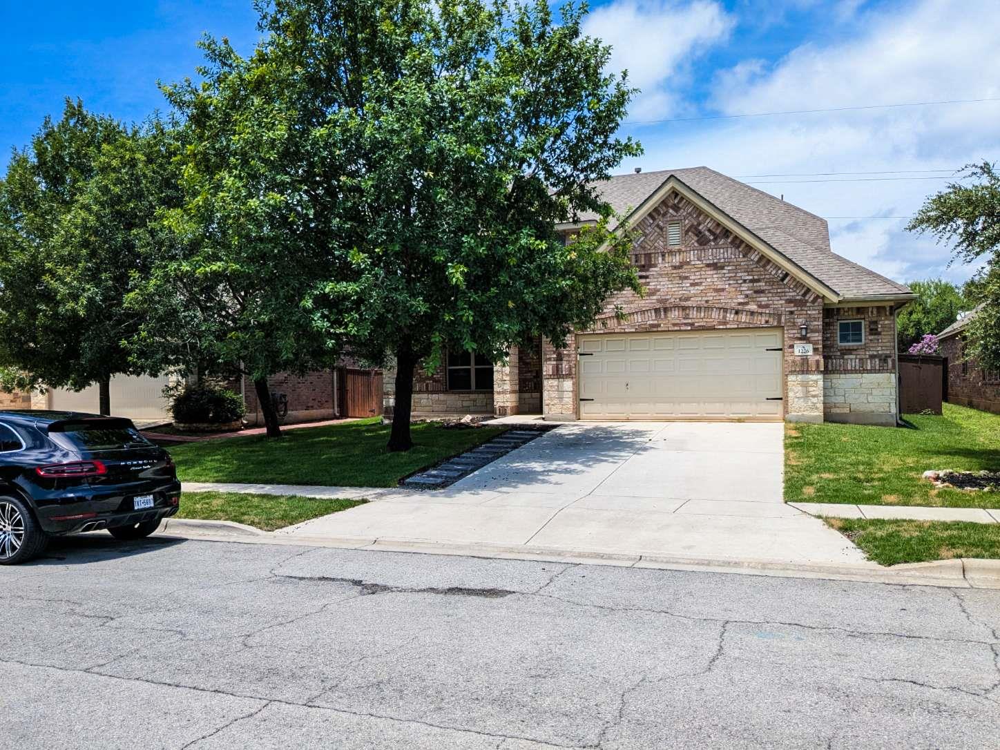 1226 Hidden Cave DR