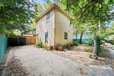 Tiny photo for 1906 B Garden ST #B, Austin, TX 78702 (MLS # 7920792)