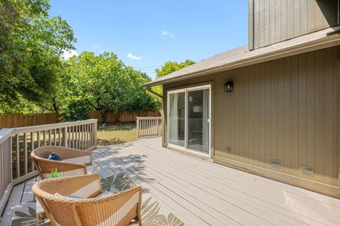 Tiny photo for 2107 Waterway BND, Austin, TX 78728 (MLS # 4401608)