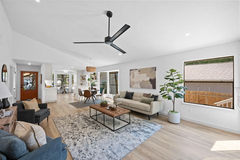 Tiny photo for 2107 Waterway BND, Austin, TX 78728 (MLS # 4401608)