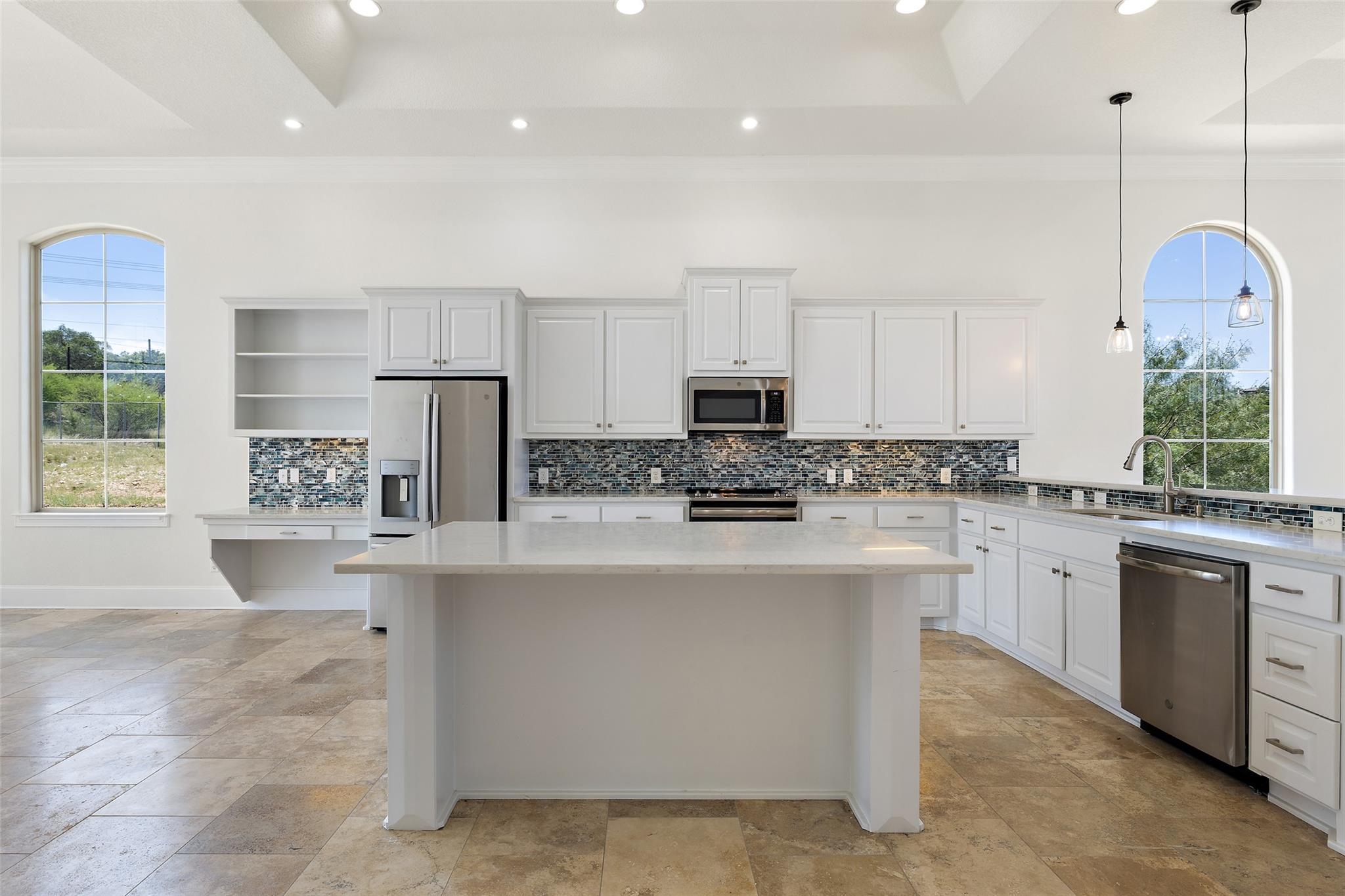 711 N Paleface Ranch RD 12