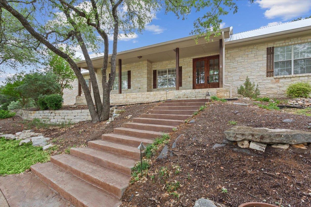2105 Red Rock DR