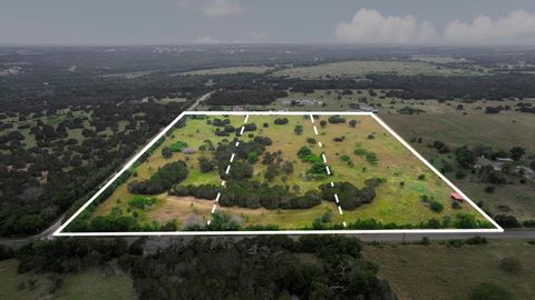 5075 Cr-200 RD Liberty Hill TX 78642