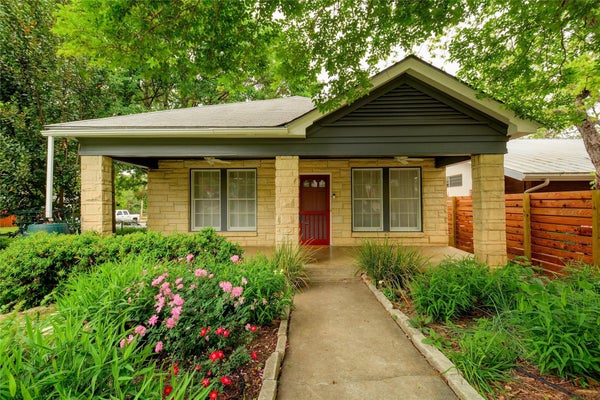 1610 EVA ST, AUSTIN, TX 78704 - Image 238bb1fbaf76711e6ae73df5f3bd33e4/263072918