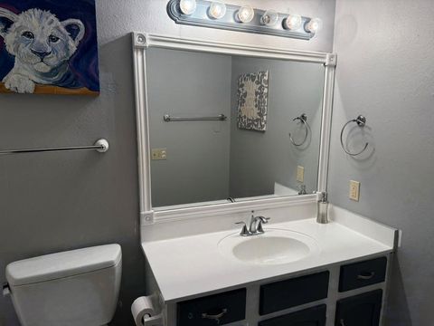 Tiny photo for 907 E Meadowmere LN, Austin, TX 78758 (MLS # 8326225)