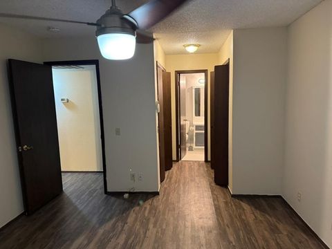 Tiny photo for 907 E Meadowmere LN, Austin, TX 78758 (MLS # 8326225)