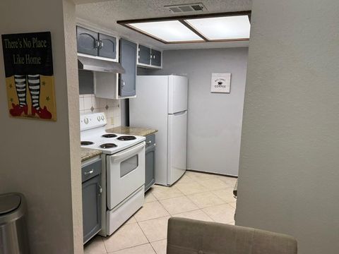 Tiny photo for 907 E Meadowmere LN, Austin, TX 78758 (MLS # 8326225)