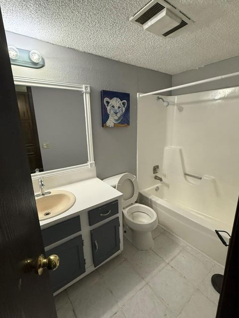 Tiny photo for 907 E Meadowmere LN, Austin, TX 78758 (MLS # 8326225)