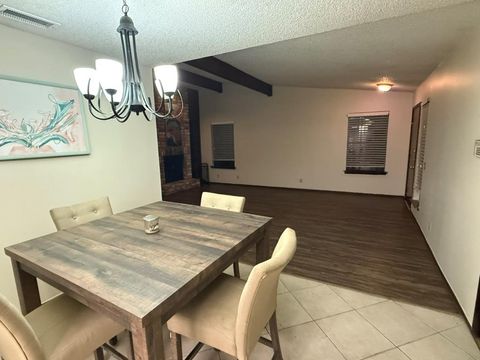 Tiny photo for 907 E Meadowmere LN, Austin, TX 78758 (MLS # 8326225)