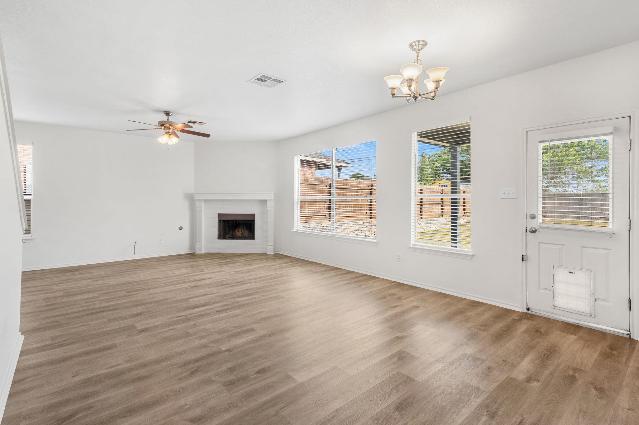 122 Plumbago CV