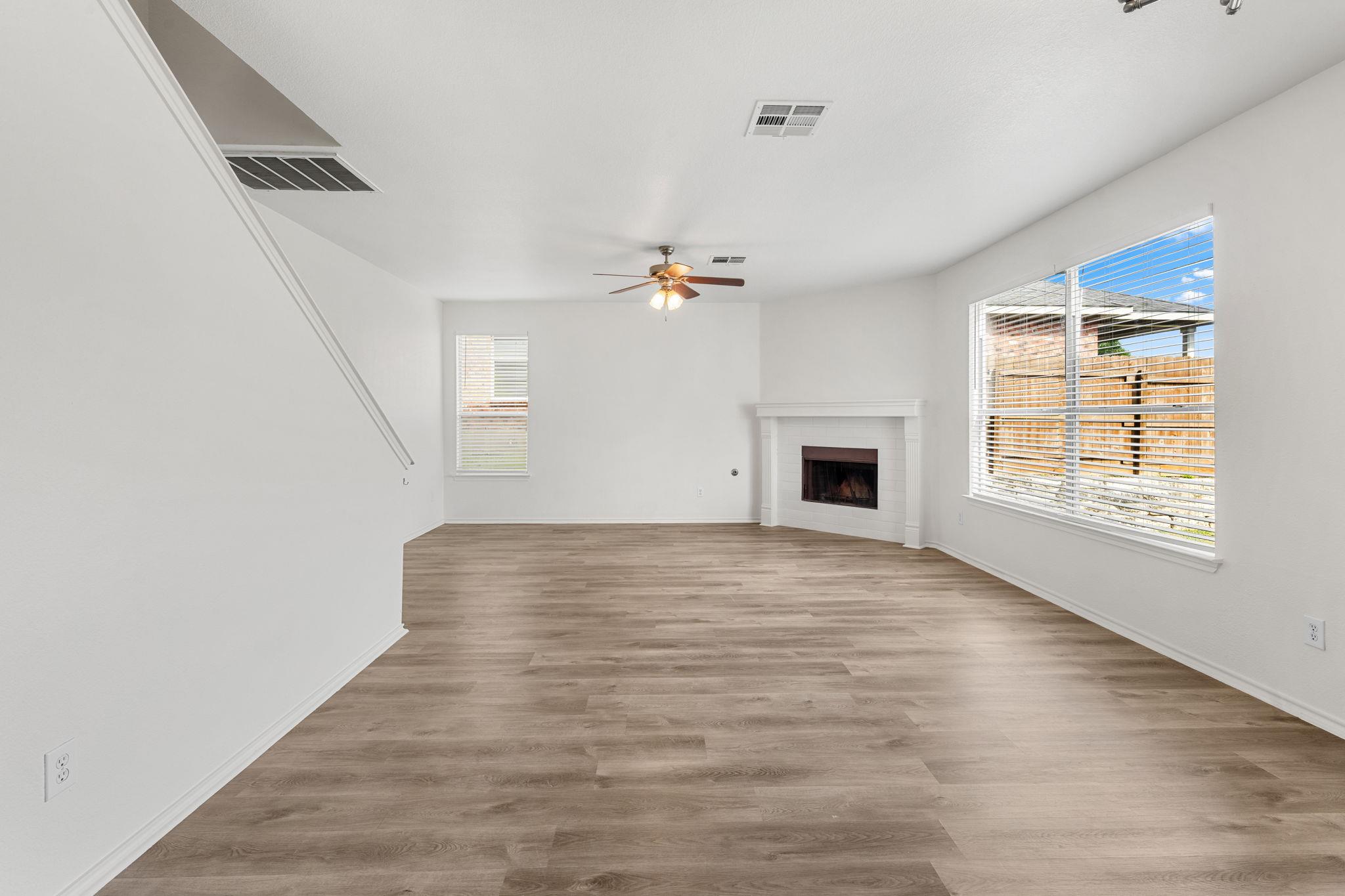 122 Plumbago CV