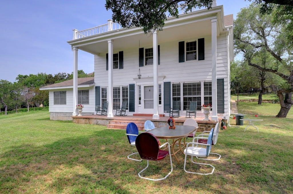 119 River PL