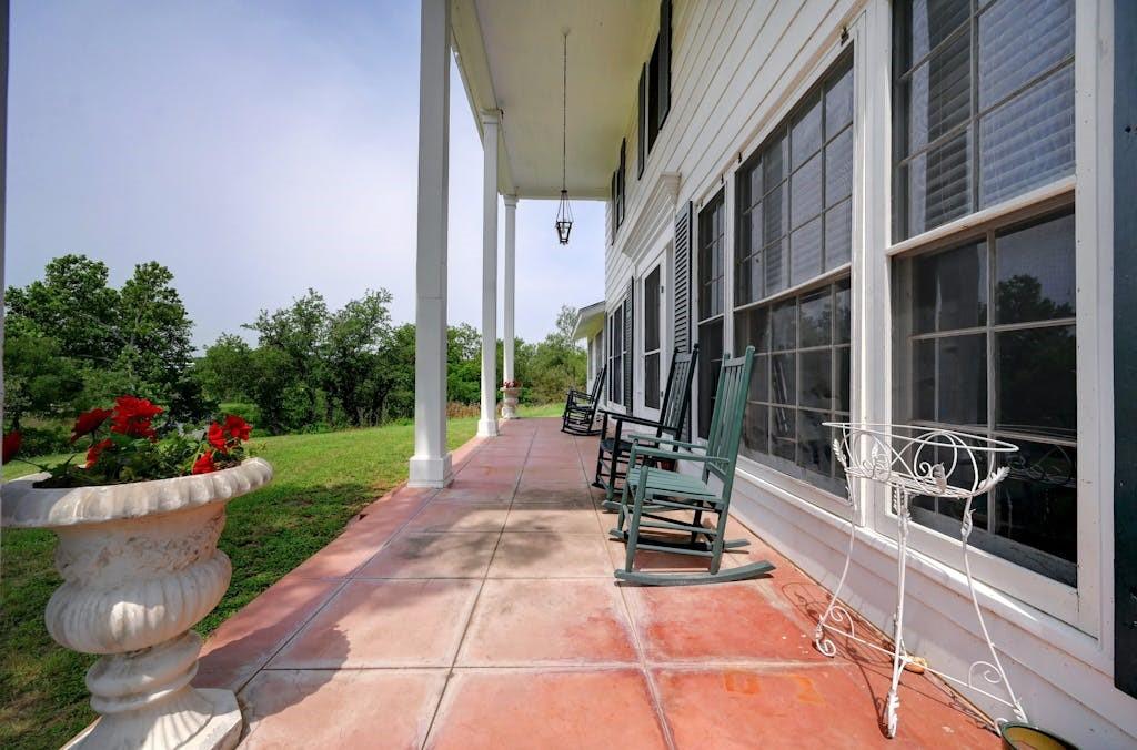 119 River PL
