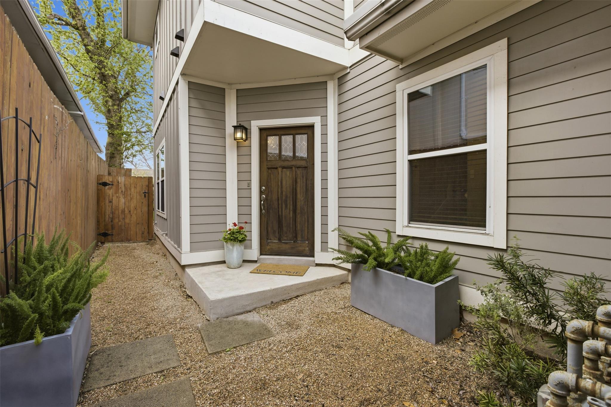 5504 William Holland Ave A