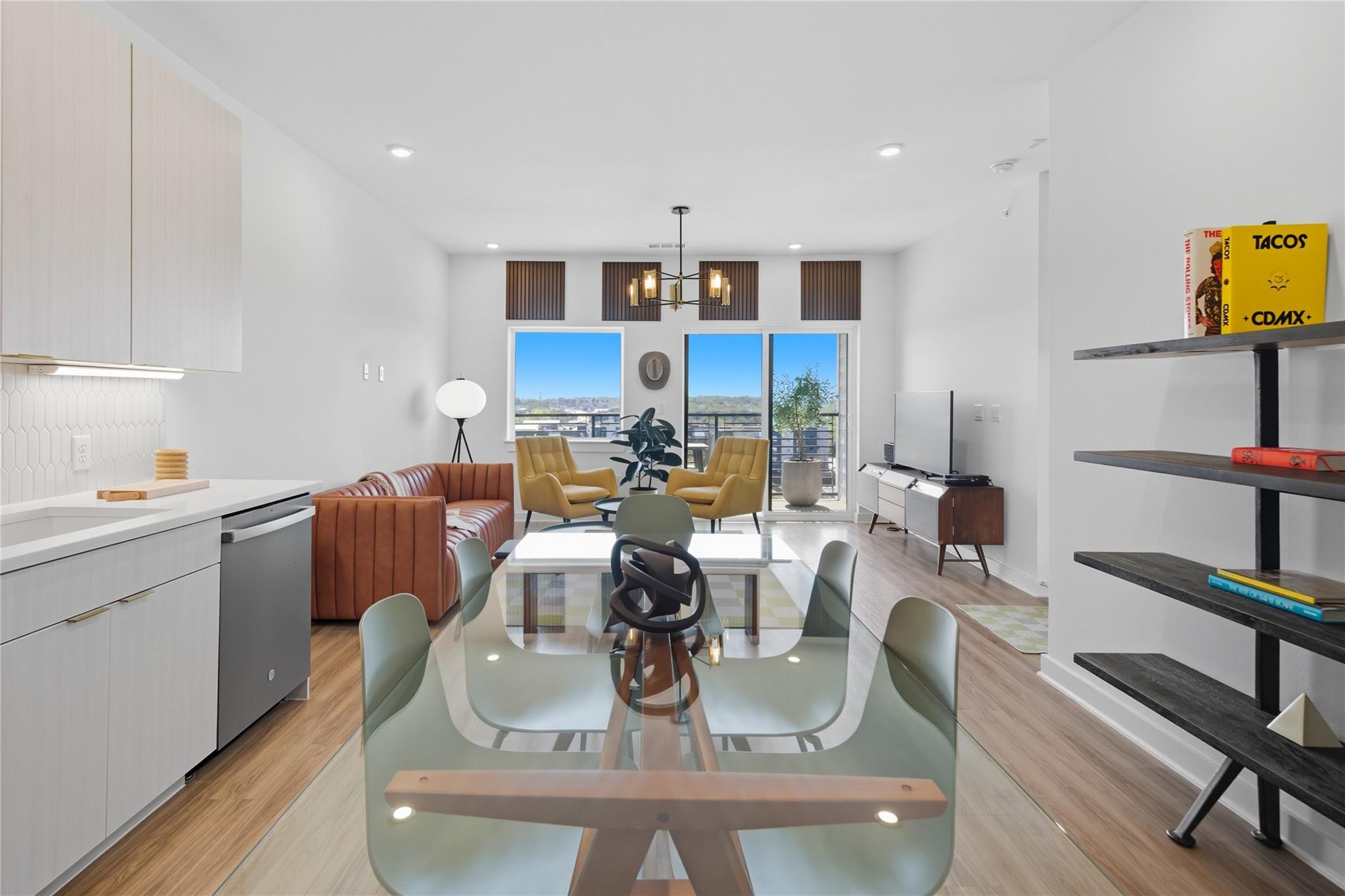 4802 S Congress Ave 507