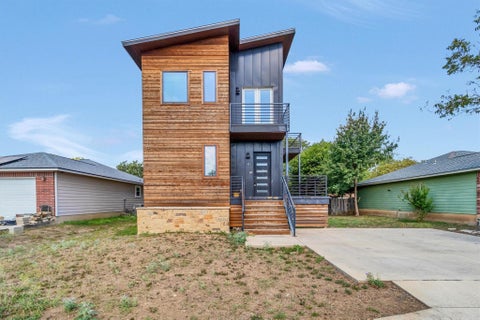 Photo of 623 Sturgeon ST, San Marcos, TX 78666 (MLS # 8290476)
