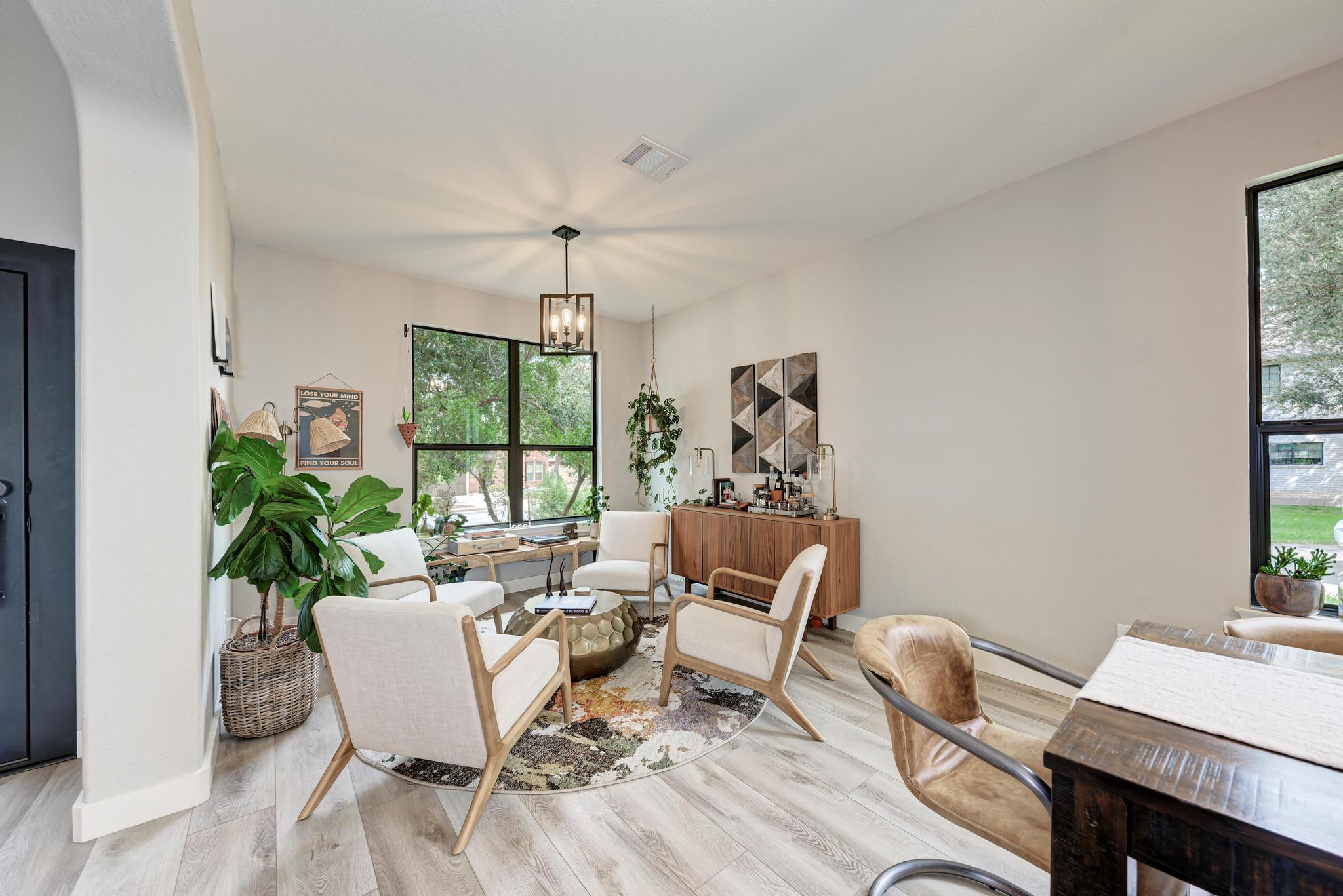 2506 Midnight Star DR